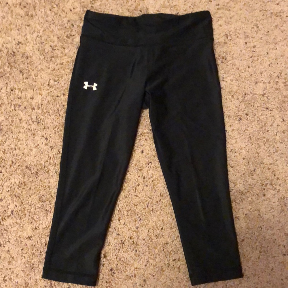 ⭐️SOLD⭐️Under Armour Capris